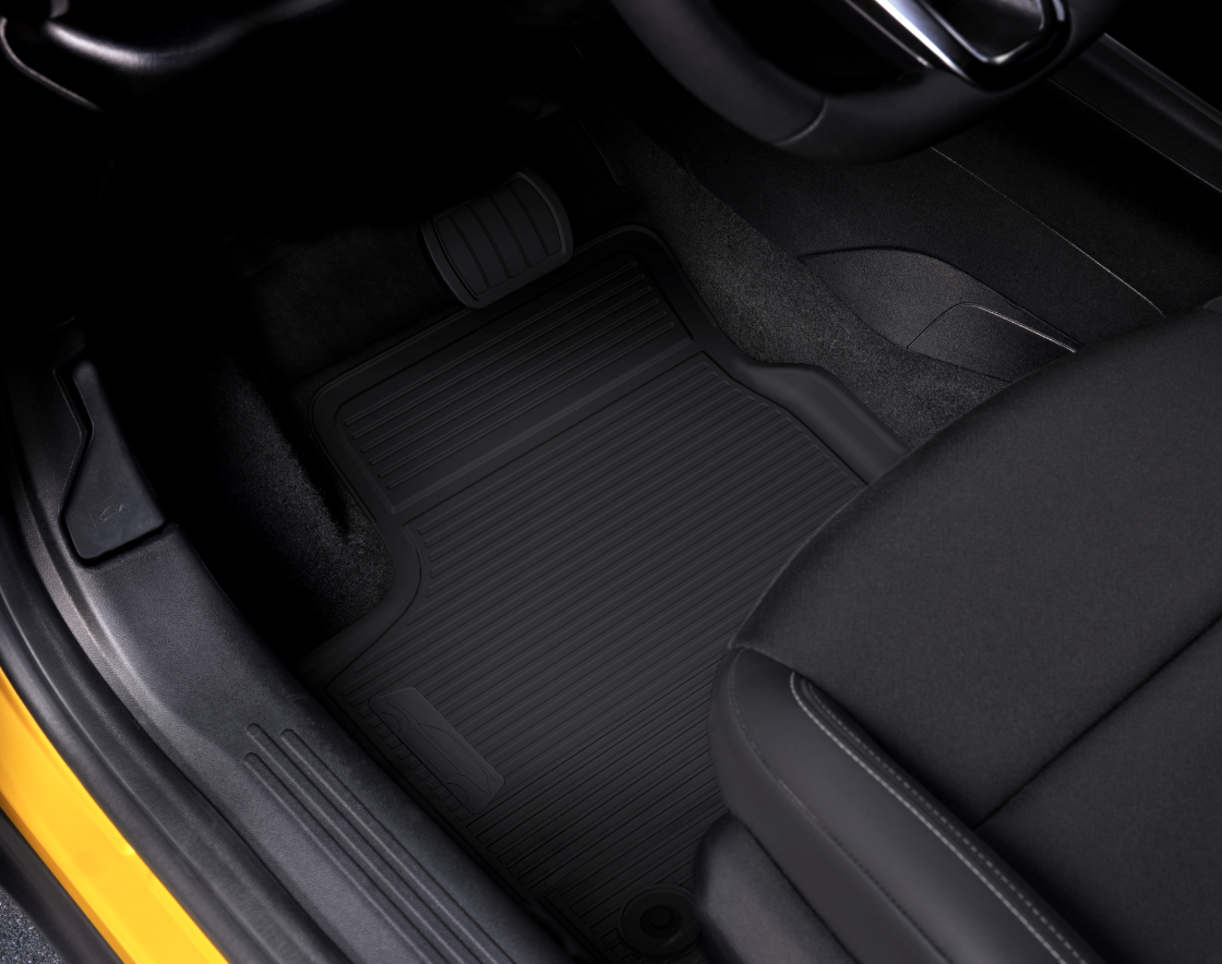 Genuine Jeep Avenger Rubber Floor Mats