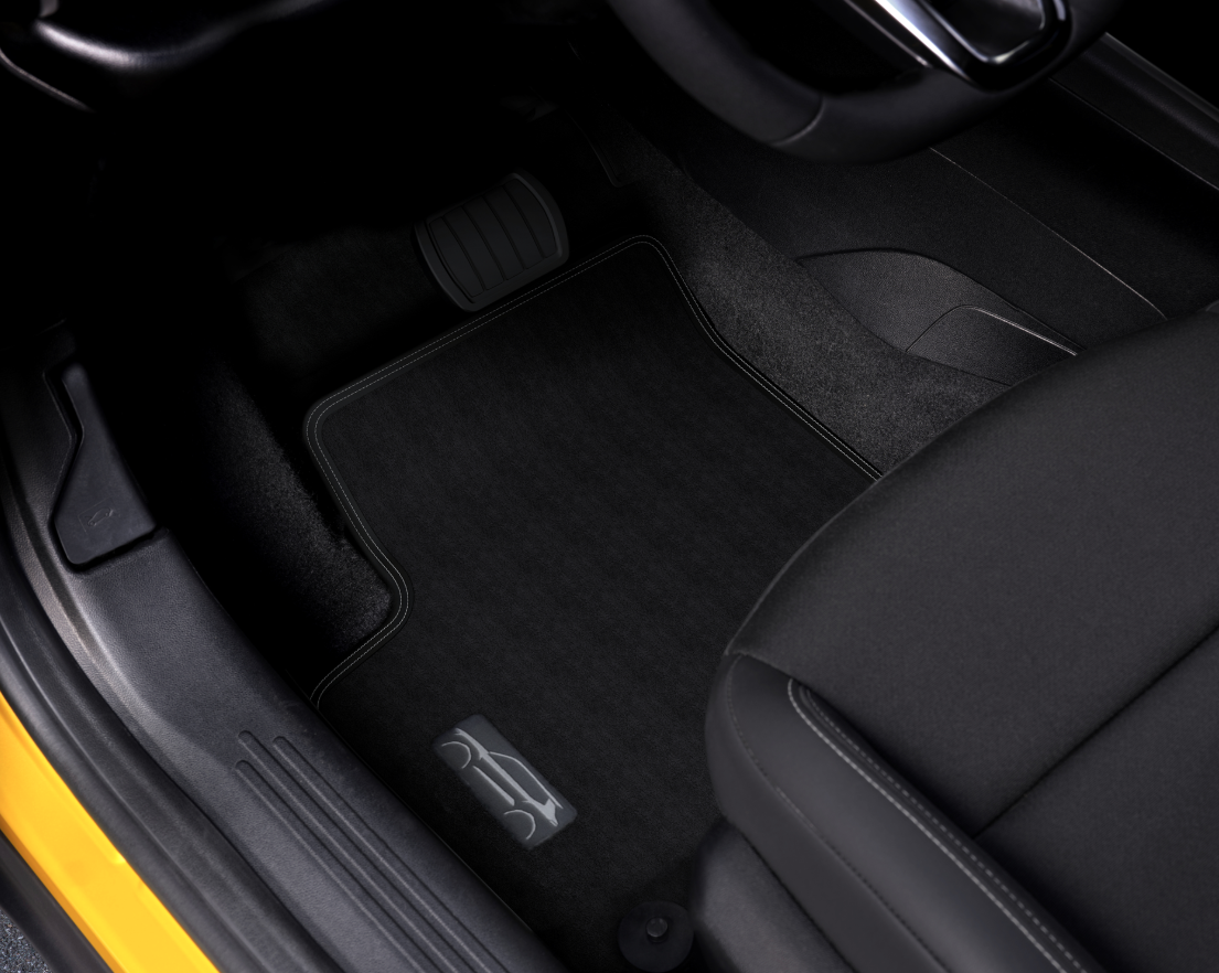 Genuine Jeep Avenger Electric Velour Floor Mats