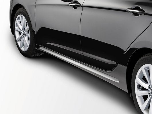 Genuine Hyundai I40 Side Skirts, Silver