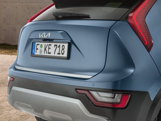 Genuine Kia Niro Ev Tailgate Trim Line, Brushed Aluminium Optic