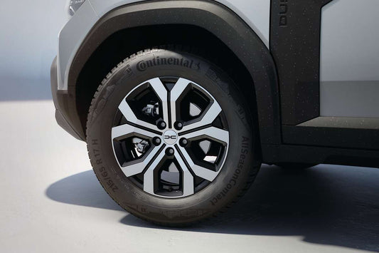 Genuine Dacia Duster 17" Tergan Diamond Finish Alloy Wheel
