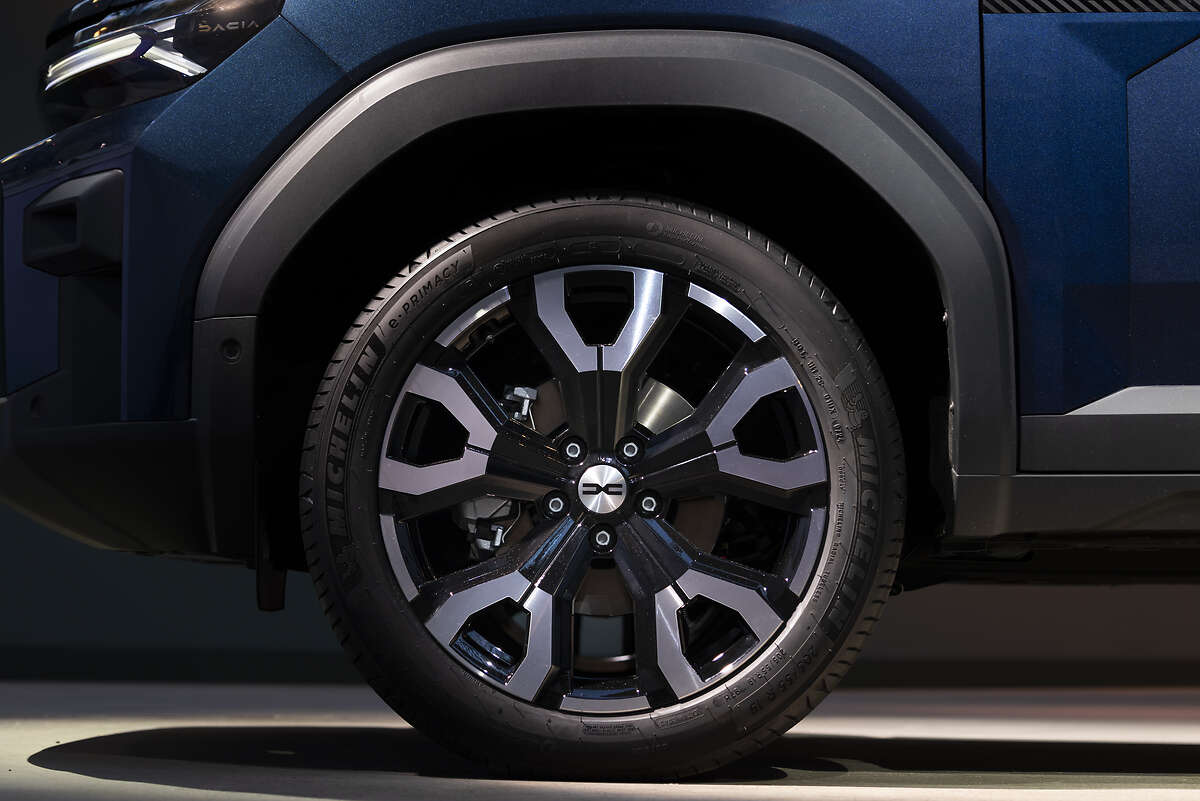 Genuine Dacia Bigster 19" Rasan Diamond Finish Alloy Wheel