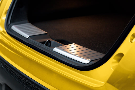 Genuine Nissan Juke Trunk Entry Guard