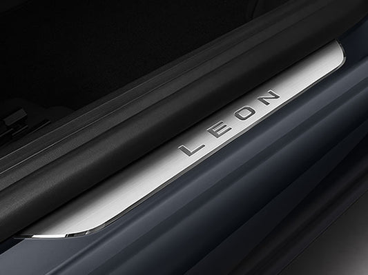 Genuine Seat Leon X-Perience Illuminated Sill Guard Set - 5 Door