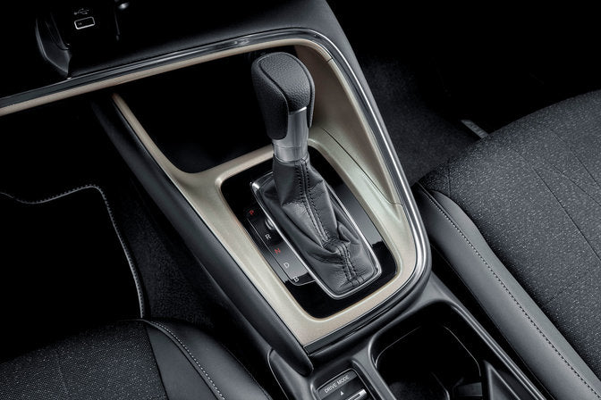 Genuine Honda Hr-V Gear Shift Surround With Chrome Decoration - Ilmenite Titanium