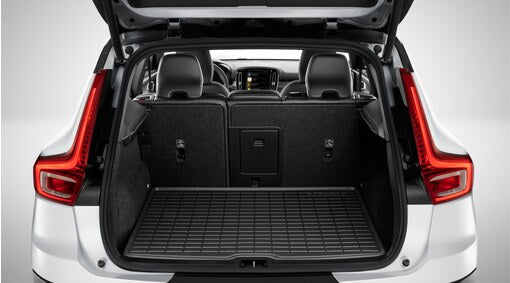 Genuine Volvo Xc40 Plastic Boot Liner - For Vehicles Without Bag Holder