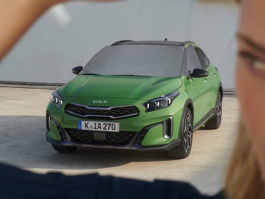 Genuine Kia Xceed Ice/Sunscreen