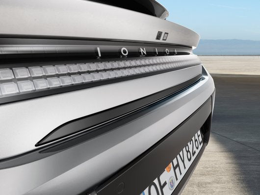 Genuine Hyundai Ioniq 6 Tailgate Trim Line, Piano Black